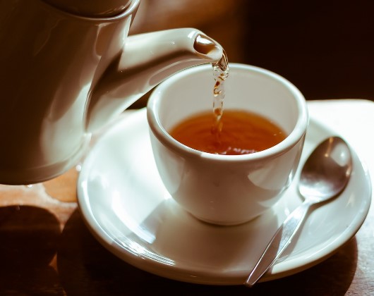 Thé et Santé : 10 effets secondaires de la consommation excessive de thé